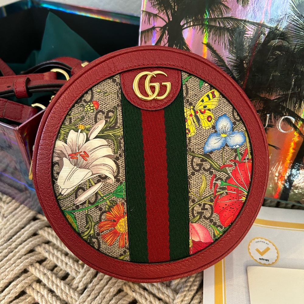 GUCCI 🔥NWT OPHIDIA GG Supreme Flora Round Backpack Red